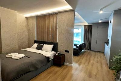 Studio , Statiunea Mamaia ( central ) - 3