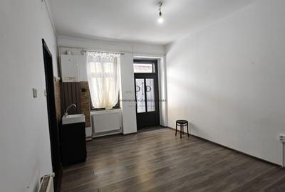 Garsonieră semidecomandată în Central - 2