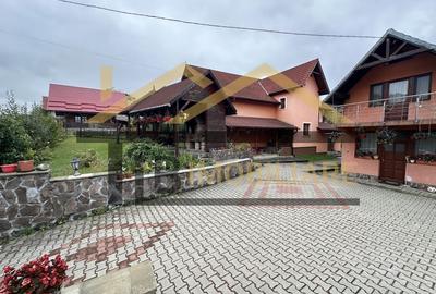 Vila cu 8 camere de vanzare, teren 1580mp, Zona Praid - 2