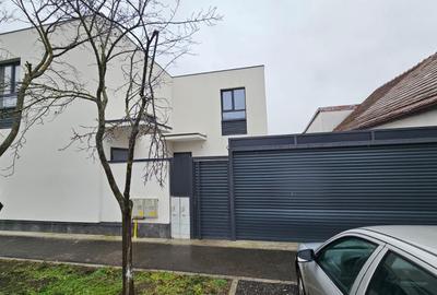 Duplex cu 4 camere cu Teren 250 Mp în Freidorf - 1