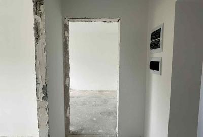 Apartament cu 4 camere semidecomandat în Micro 16 - 10