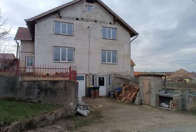 Casă cu 4 camere în Luncani - 5