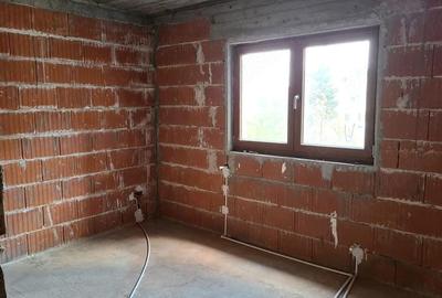 Casă cu 5 camere cu Teren 500 Mp în Pantelimon - 3