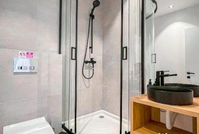 Apartament cu 4 camere decomandat în Victoriei - 9