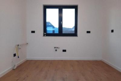 FARA COMISION CASA ELEGANTA 5 camere 3 bai 2 placi incalzire pardoseala - 26