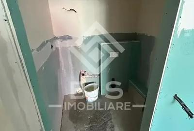 Spatiu comercial de inchiriat - 68Mp - Parter - 4