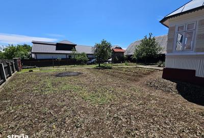 Casă cu 3 camere cu Teren 1330 Mp în Păunești - 15