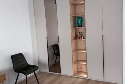 Apartament cu 2 camere decomandat, mobilat în Tractorul - 10
