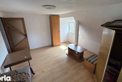 Casă cu 5 camere cu Teren 920 Mp în Central - 10