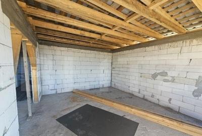 Casă cu 3 camere în Șimnicu de Jos - 3