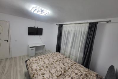 Apartament cu 2 camere decomandat în Uiești - 11