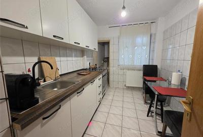 Apartament cu 4 camere decomandat în Crângași - 3