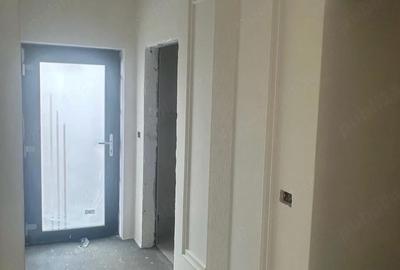 Casă cu Teren 290 Mp în Central