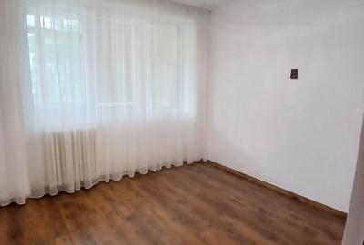 Apartament cu 3 camere semidecomandat în Vatra Luminoasă - 2