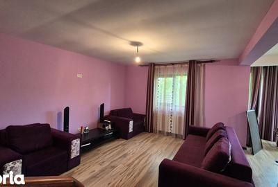 Casă cu 4 camere cu Teren 209 Mp în Central - 2