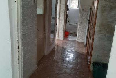 Inchiriez apartament 2 camere - 5