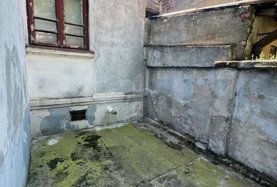 Casa rezidentiala de vanzare, cu 6 camere, 110 mp, zona Parcul Carol - 19