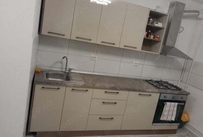 Vand ap 2 camere renovat 8 8 . - 2