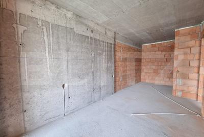 Apartament cu 2 camere, cu terasa, etaj intermediar, zona BMW - 3