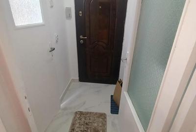 Sagului-Piata Doina,29 mp, Etajul 3, Bucatarie Separata,Merita Vazut,200 E - 1