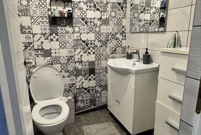 Apartament cu 4 camere decomandat în Central - 2