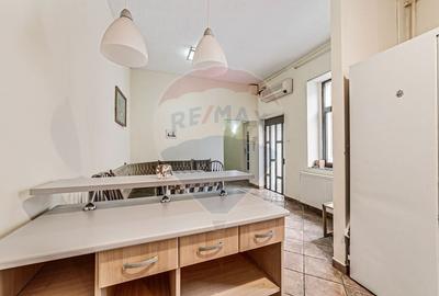 Apartament cu 4 camere decomandat, mobilat în Ultracentral - 7