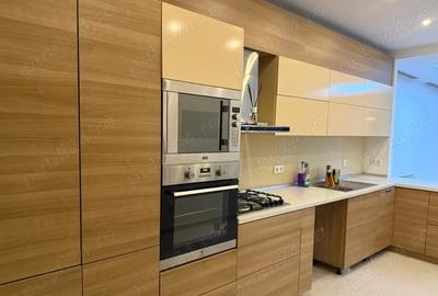 Apartament 3 camere, 125mp, Decomandat, Centrala proprie, Metrou, AC - 5