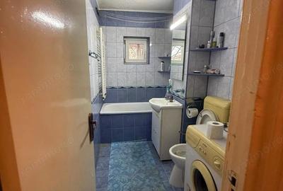 Apartament cu 3 camere semidecomandat în Dâmbovița - 1