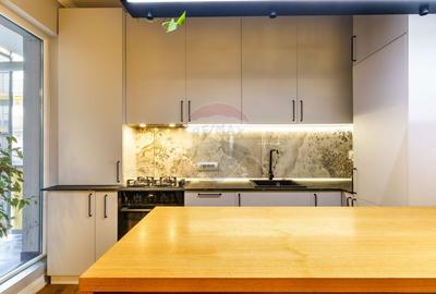 Apartament cu 3 camere de vânzare în zona Semicentral - 9