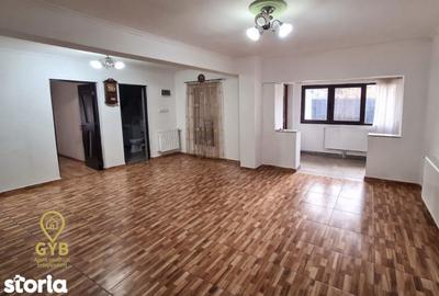 Casă cu 4 camere cu Canalizare în Orașul Nou - 17