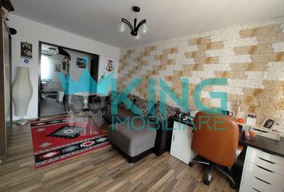 Apartament cu 3 camere decomandat, mobilat în Central