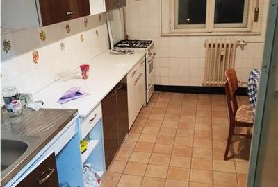 Apartament cu 3 camere semidecomandat în Complex Studențesc - 1