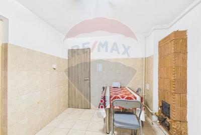 Casă cu două corpuri, ideală pentru firmă, Vitan - 9