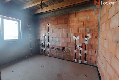 Apartament cu 3 camere 72 mp cu gradina 100 mp in Giroc - V2809 - 5