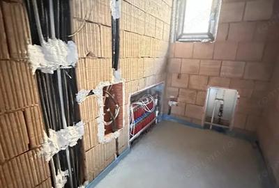 Casă cu 1 camere cu Teren 435 Mp în Micești - 3