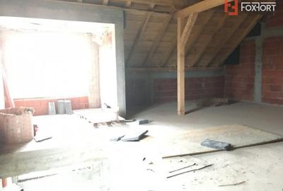 Casa tip triplex, cu 4 camere, de vanzare in Sanandrei. Casa tip triplex, cu 4 camere, de vanzare in Sanandrei. - 11