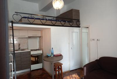Garsonieră semidecomandată în Central - 2