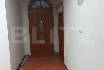 Casă cu 6 camere cu Teren 912 Mp în Pucioasa