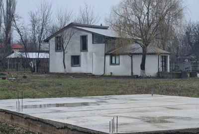 Casă cu 4 camere în Central - 6