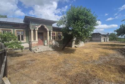 Casă cu 2 camere în Podu Corbencii - 1