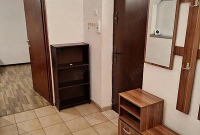 Apartament cu 2 camere decomandat în Calea București - 2