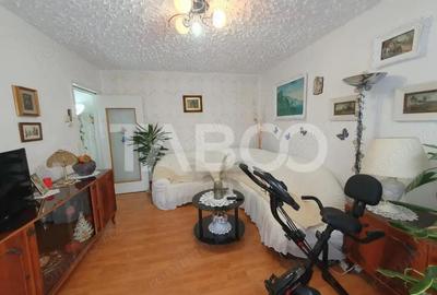 Apartament 3 camere zona 1 Decembrie 65 mp utili + 5 mp balcon - 6