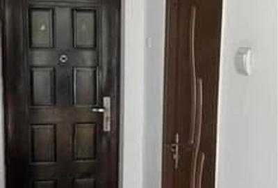 Apartament cu 3 camere decomandat în 1 Mai - 5