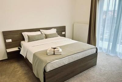 Garsonieră decomandată, mobilată în Între Lacuri