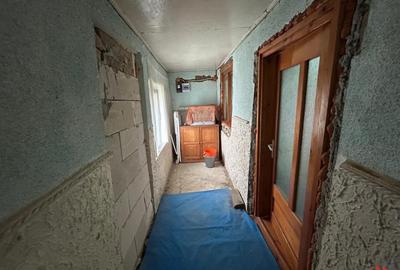 Casă cu 4 camere cu Teren 376 Mp în Odobești - 18