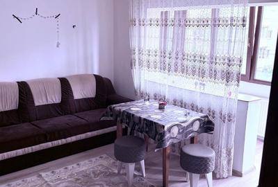 Apartament cu 3 camere decomandat în Central - 1