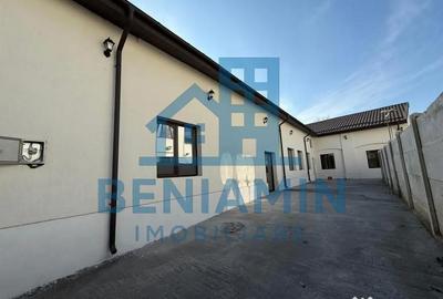 Casă cu 7 camere cu Teren 320 Mp în Central - 1