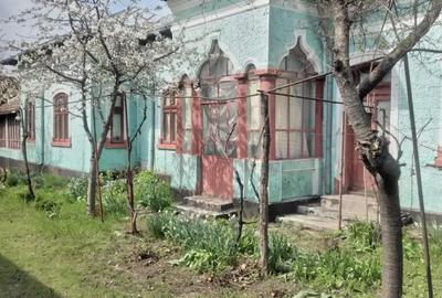 Casă cu 6 camere în Ștorobăneasa - 1