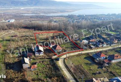 Casă cu 2 camere în Merișani - 16
