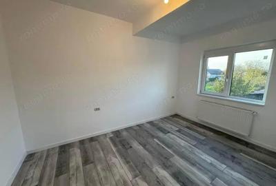 Apartament cu 3 camere etajul 1 terasa de 30 MP GIROC LA 5 MINUTE DE SCOALA - 1